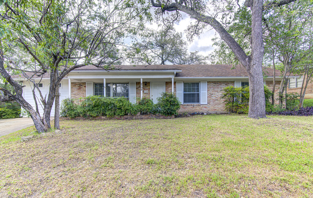 2709 Rae Dell Avenue Austin, TX 78704 - Photo 2 of 27
