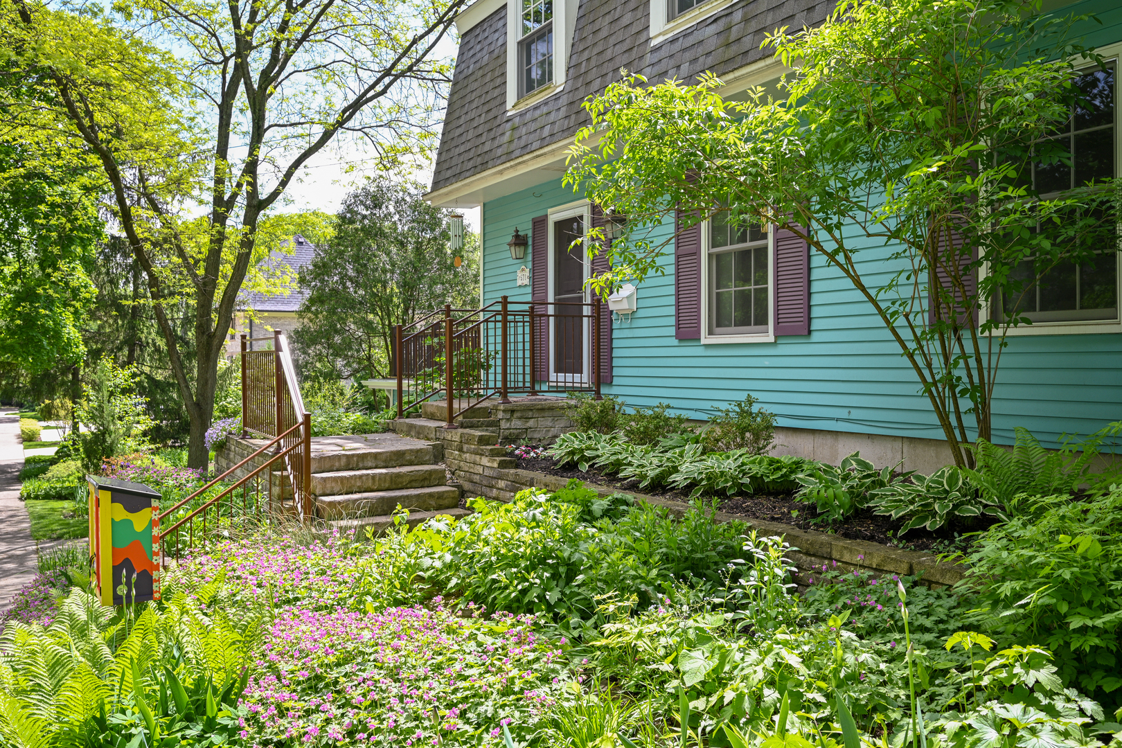 571 Oak Street Glen Ellyn, IL 60137 - Photo 2 of 34