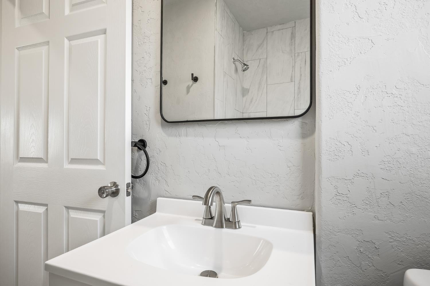 1133 A Street Fresno, CA 93706 - Photo 9 of 43