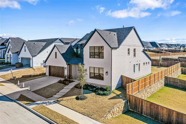 $4,000 | 7129 Aves Street, Fort Worth, TX 76179