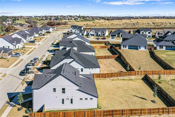 $4,000 | 7129 Aves Street, Fort Worth, TX 76179