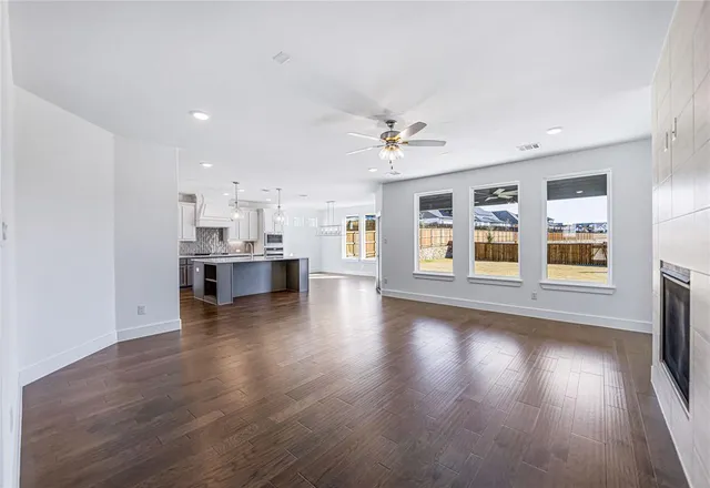 $4,000 | 7129 Aves Street, Fort Worth, TX 76179