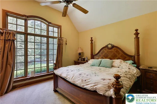 $1,265,000 | Undisclosed Address, Lakeville, PA 18438