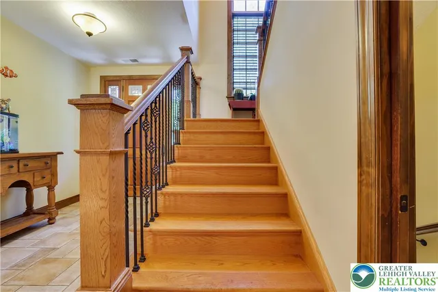 $1,265,000 | Undisclosed Address, Lakeville, PA 18438