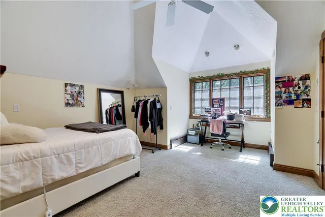 $1,265,000 | Undisclosed Address, Lakeville, PA 18438