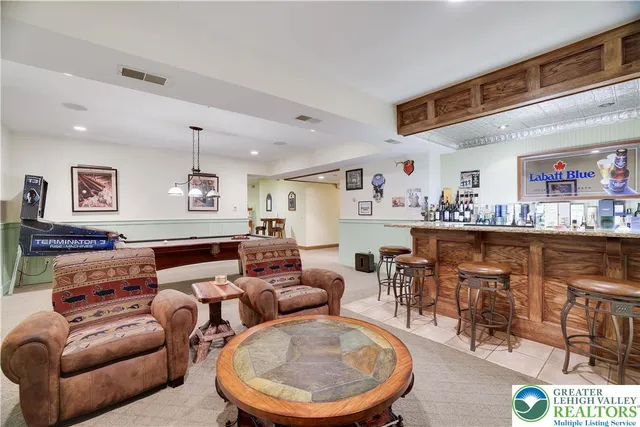 $1,265,000 | Undisclosed Address, Lakeville, PA 18438