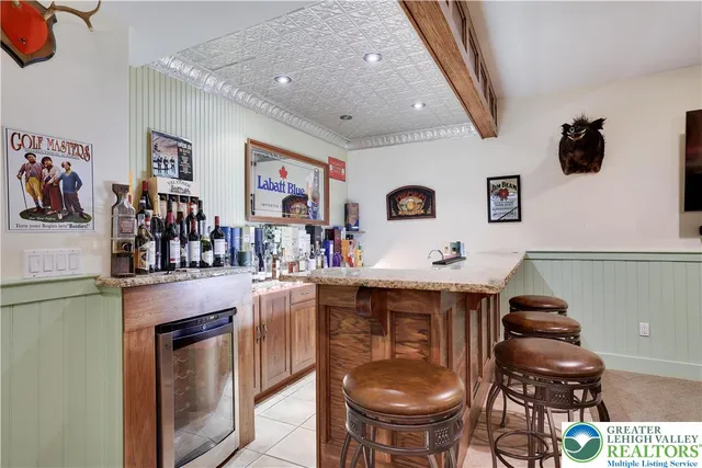 $1,265,000 | Undisclosed Address, Lakeville, PA 18438