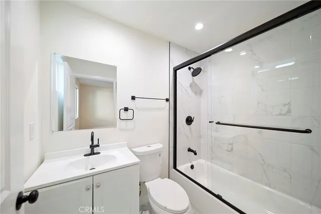 $1,199,000 | 15141 Lassen Street, Mission Hills, CA 91345