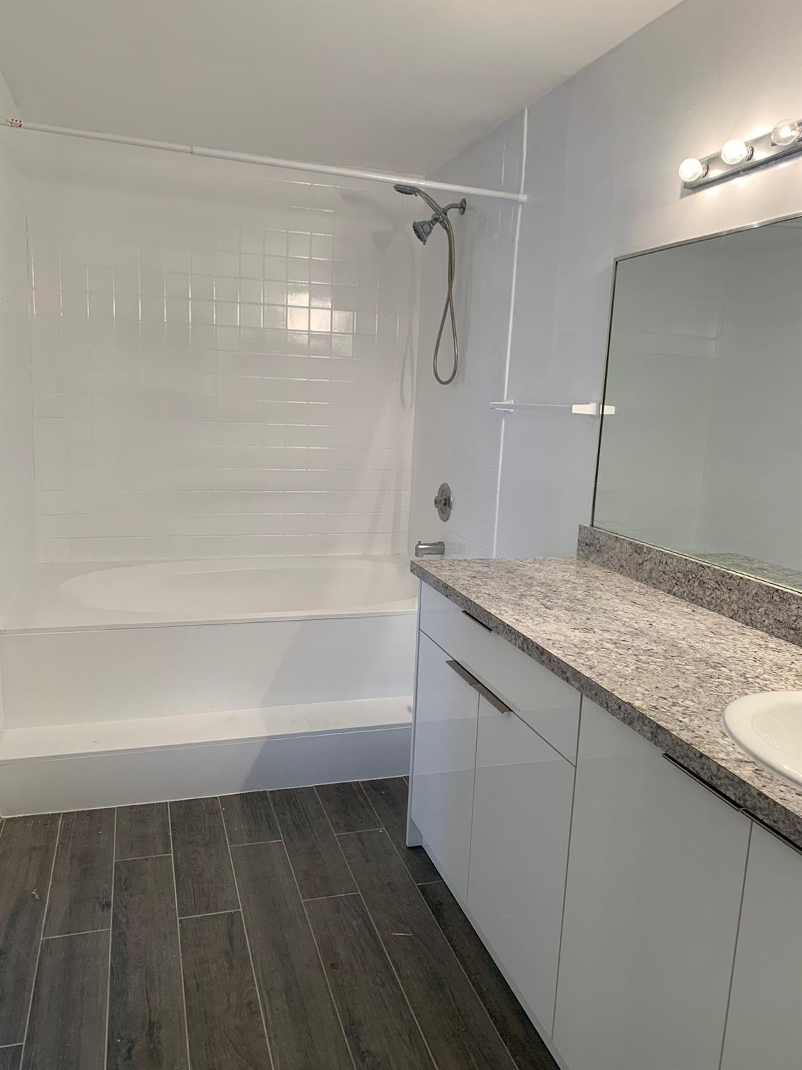 645 Executive Center Drive, Unit R202 West Palm Beach, FL 33401 - Photo 9 of 9 Photo 9