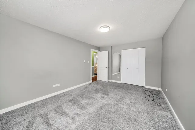 $154,900 | 7102 West 107th Street, Unit 3F, Worth, IL 60482