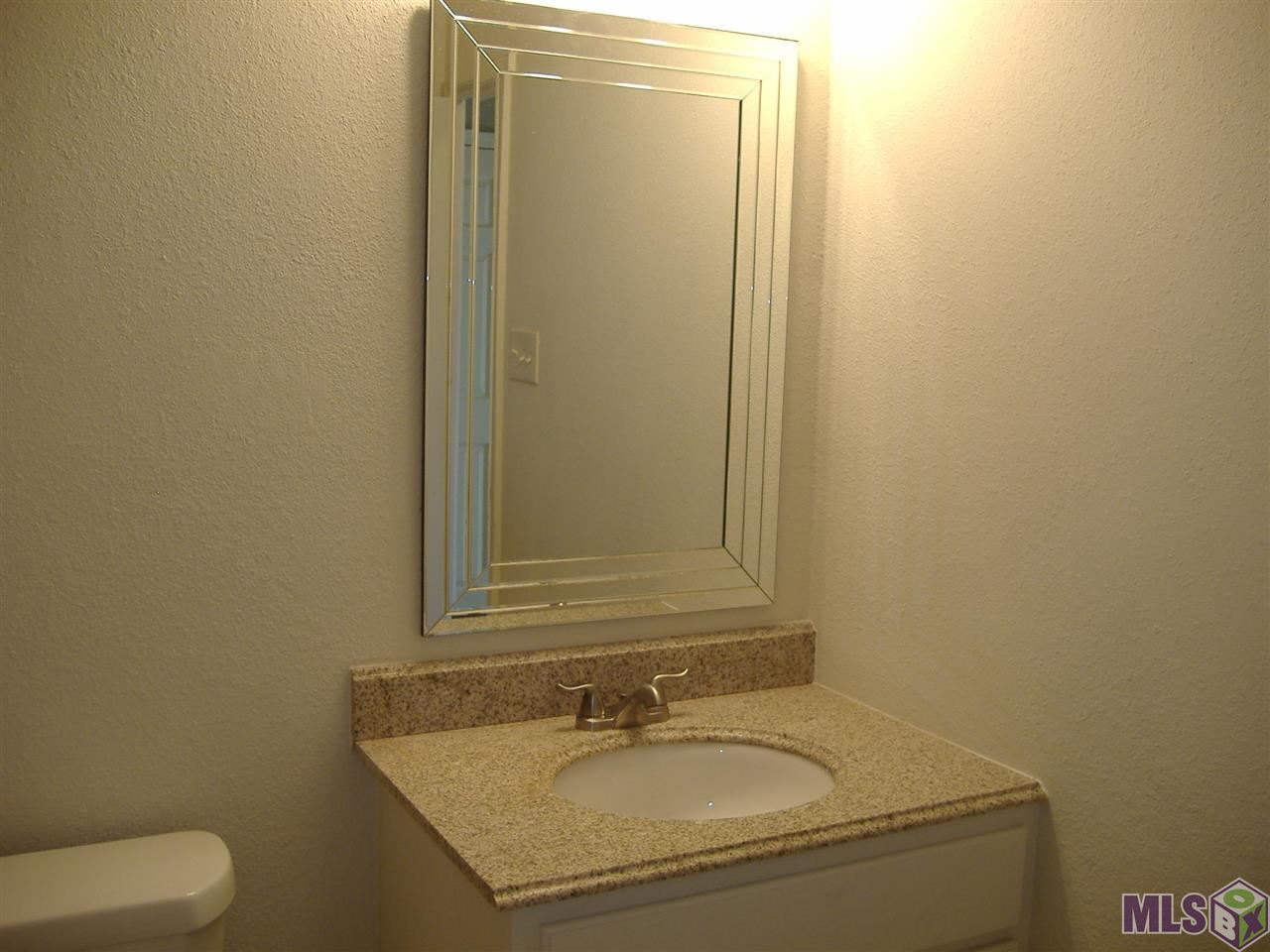 385 Bon Crest Avenue Baton Rouge, LA 70807 - Photo 11 of 15 Gallery Image 11