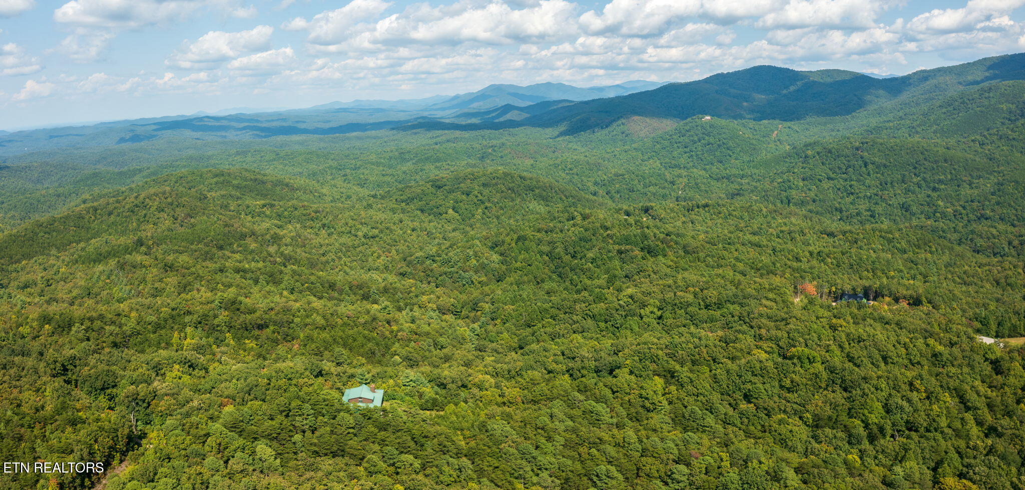 Smithfield Road Tellico Plains, TN 37385 - Photo 3 of 10 homesandvideos aerials-12934