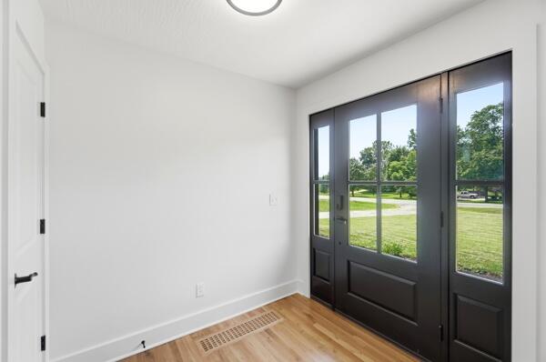 3540 Miller Road Springfield, OH 45502 - Photo 4 of 41 front door