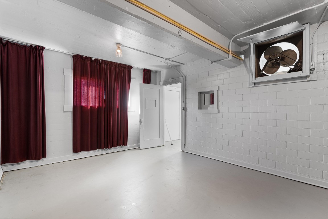 1102 Beech Street Taylor, TX 76574 - Photo 31 of 40