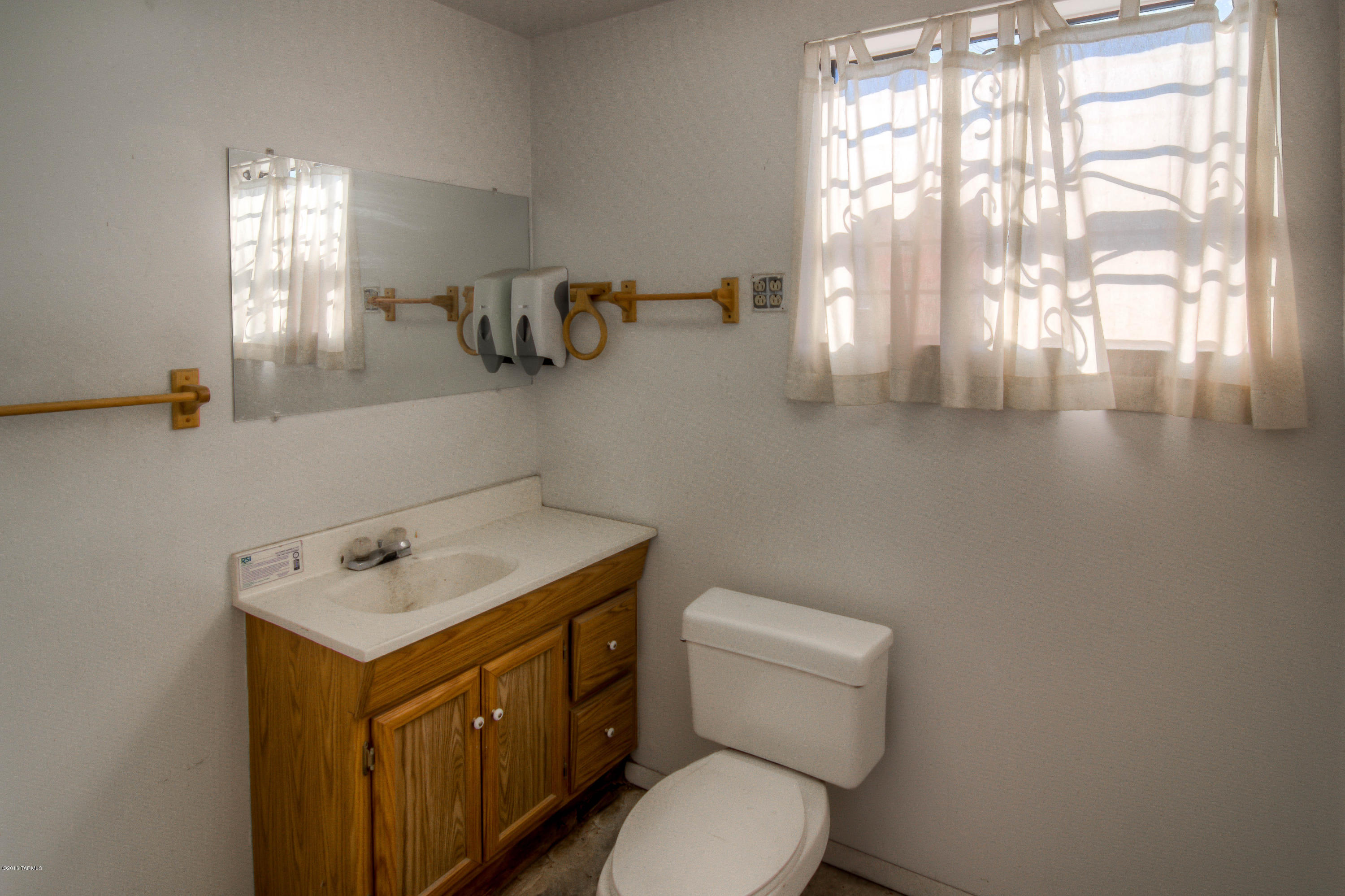 3550 North Olive Road Tucson, AZ 85719 - Photo 14 of 45