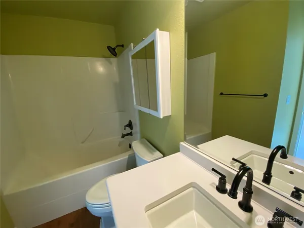 $500,000 | 19905 100th Ave Court East, Graham, WA 98338