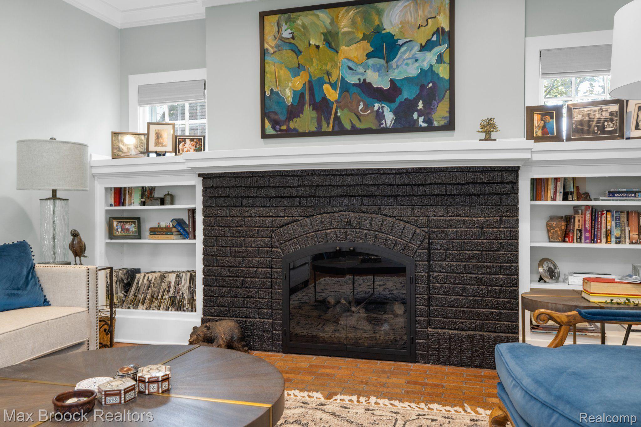 19 Norwich Road Pleasant Ridge, MI 48069 - Photo 9 of 54 Living Room Fireplace