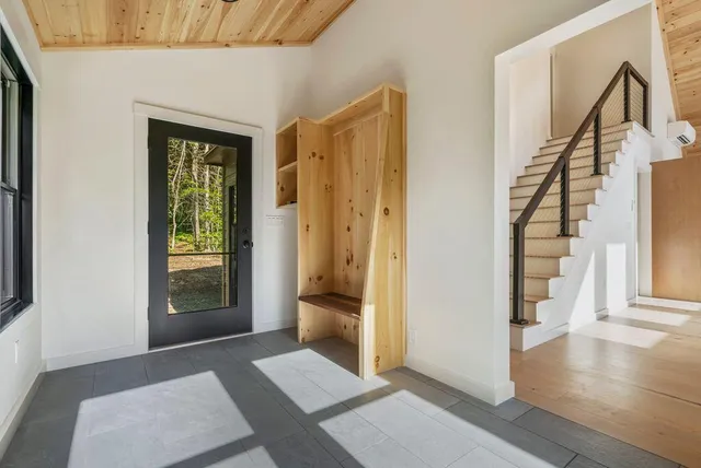 $849,900 | 30 Aspen Lane, Newry, ME 04261