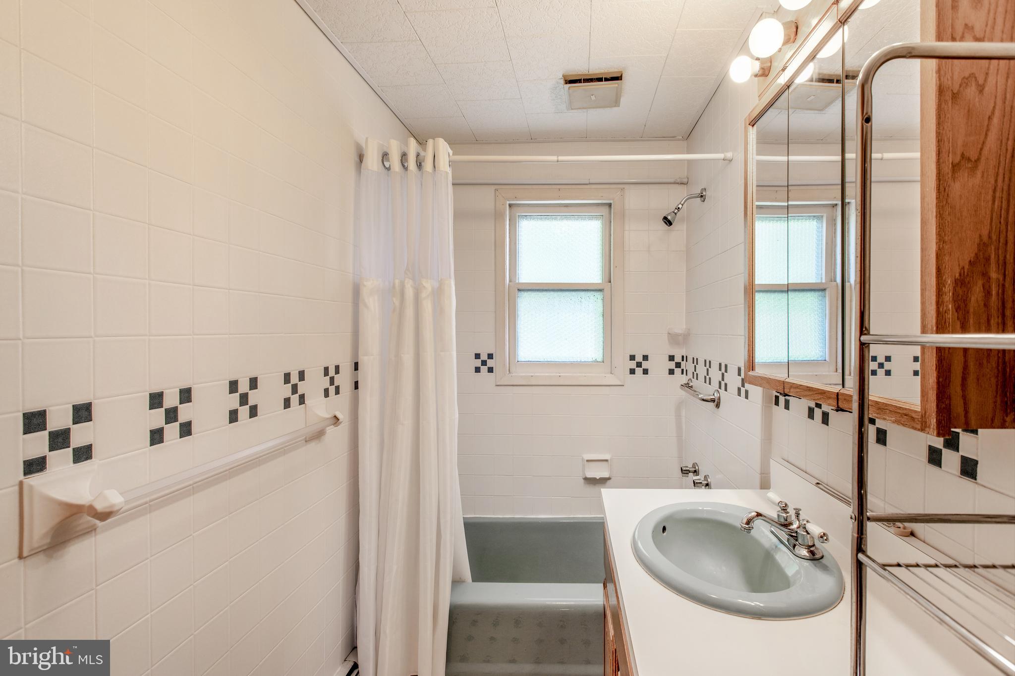 18715 Legislative Road Southwest Barton, MD 21521 - Photo 14 of 21