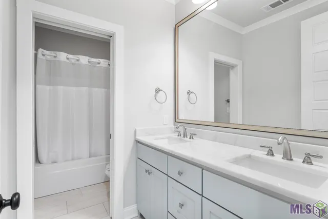 $2,850 | 2048 Perennial Lane, Baton Rouge, LA 70810