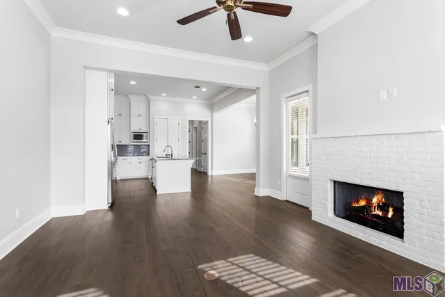 $2,850 | 2048 Perennial Lane, Baton Rouge, LA 70810