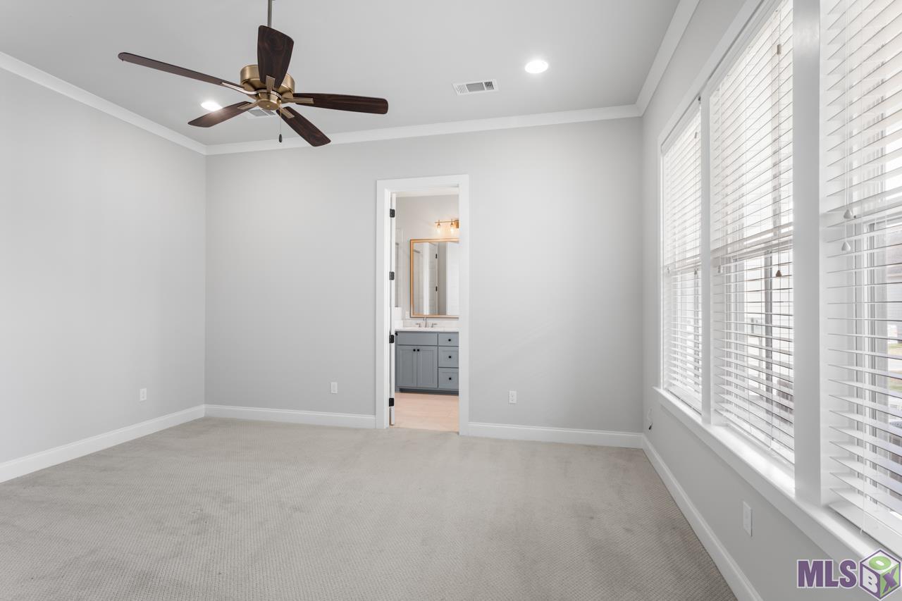 2048 Perennial Lane Baton Rouge, LA 70810 - Photo 8 of 13