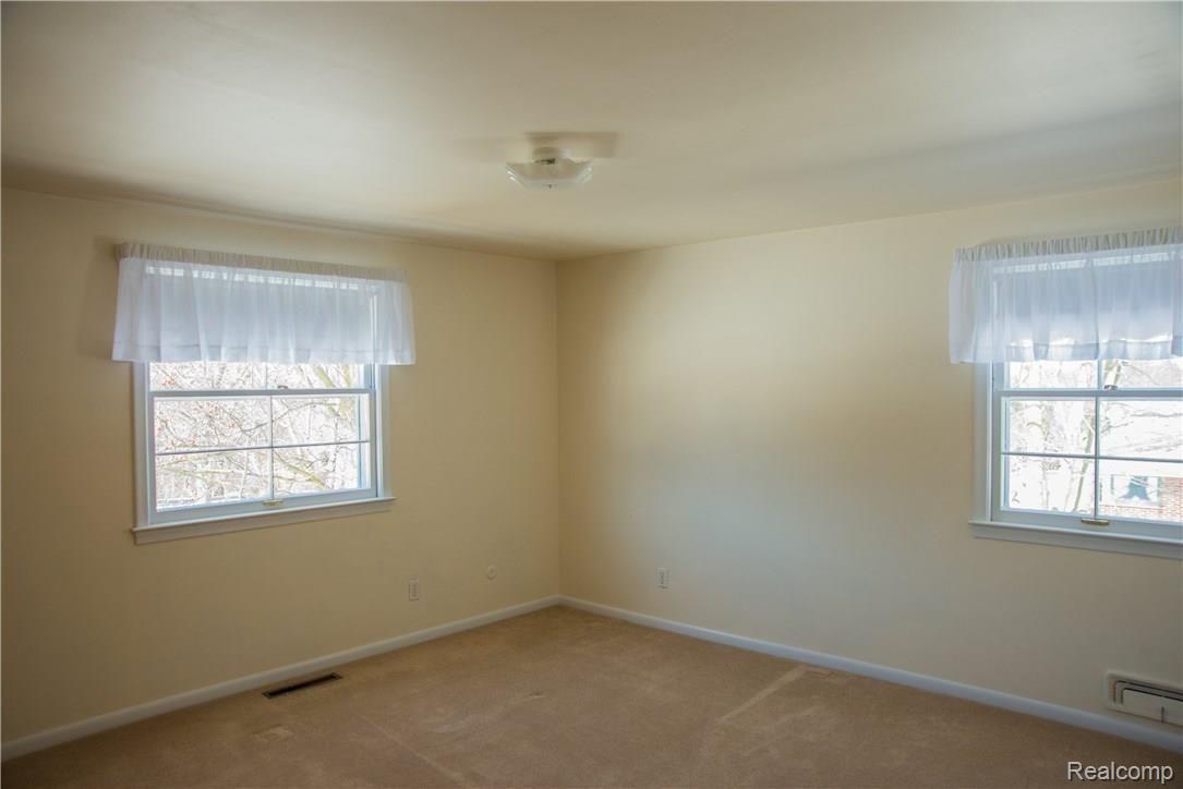 5625 North Rochester Road Rochester, MI 48306 - Photo 16 of 21 Final-0020.jpg