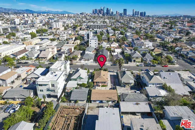 $1,290,000 | 1139 South Kingsley Drive, Los Angeles, CA 90006