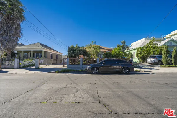 a car parked in front of a house