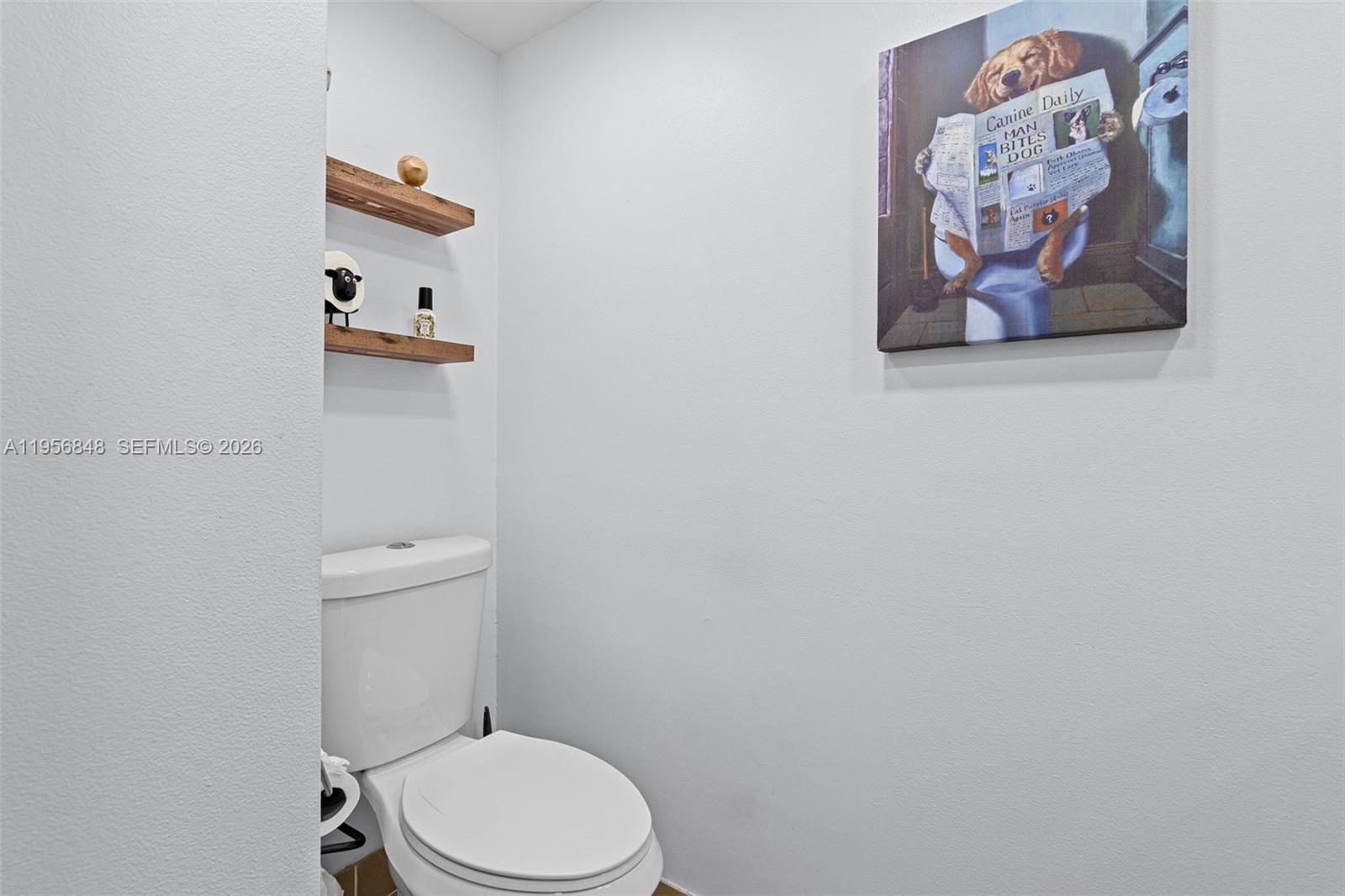 6554 Southwest 114th Place, Unit E74 Miami, FL 33173 - Photo 18 of 51 Another view of the powder rrom.