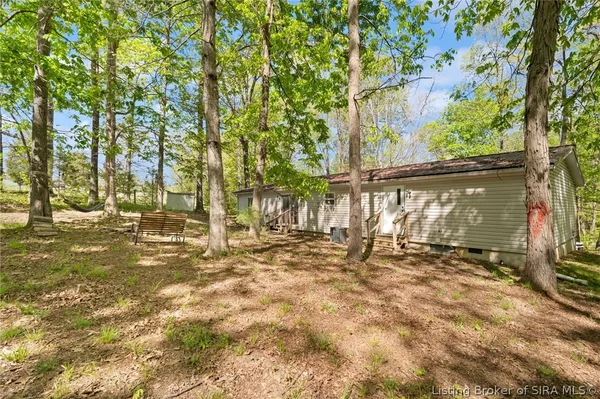 $274,900 | 465 South Whiskey Run Ranch Road, Milltown, IN 47145