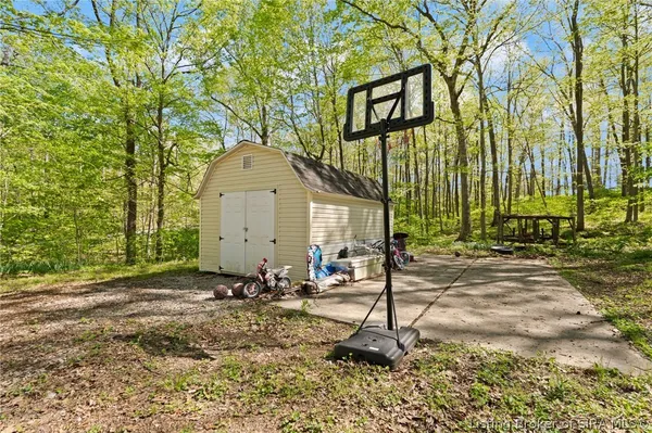 $274,900 | 465 South Whiskey Run Ranch Road, Milltown, IN 47145