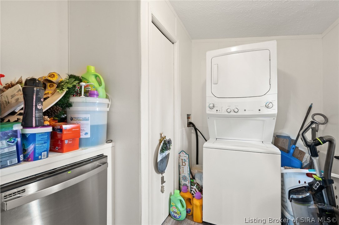 465 South Whiskey Run Ranch Road Milltown, IN 47145 - Photo 18 of 52