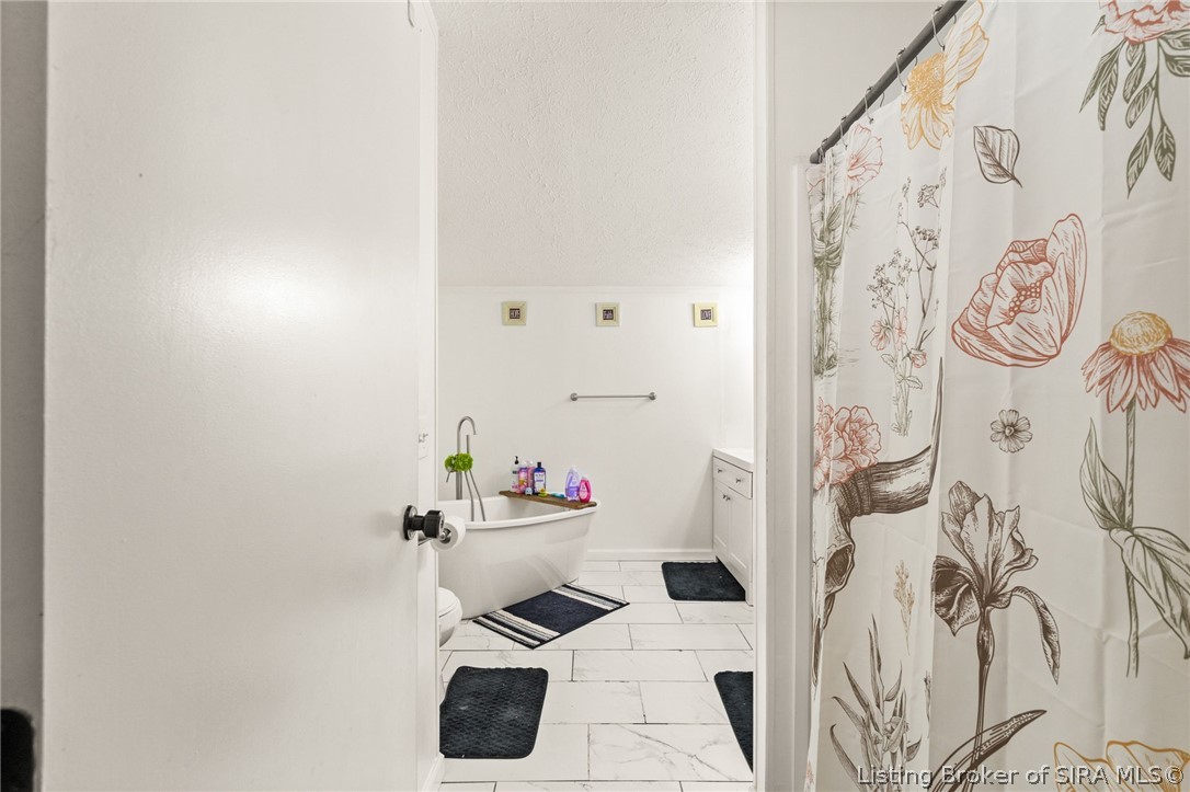 465 South Whiskey Run Ranch Road Milltown, IN 47145 - Photo 22 of 52