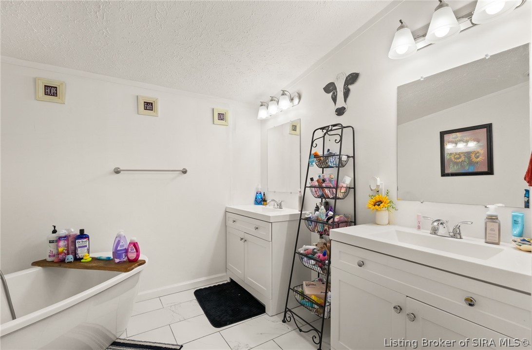 465 South Whiskey Run Ranch Road Milltown, IN 47145 - Photo 23 of 52