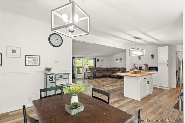 $274,900 | 465 South Whiskey Run Ranch Road, Milltown, IN 47145