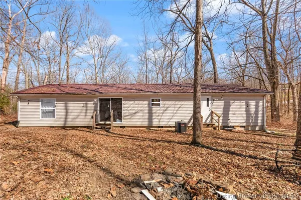 $279,900 | 465 South Whiskey Run Ranch Road, Milltown, IN 47145
