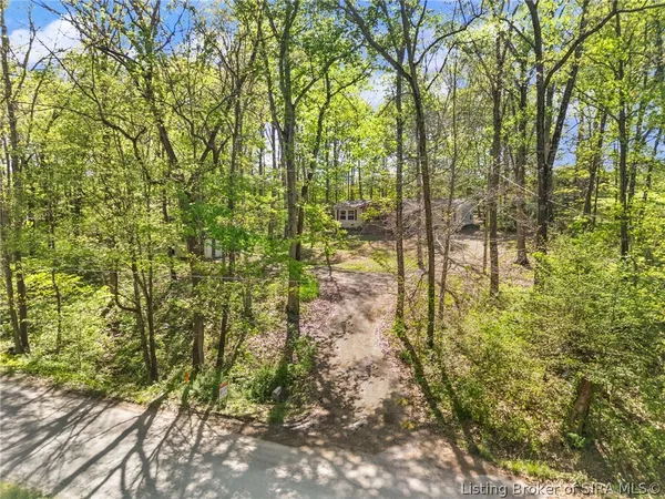 $274,900 | 465 South Whiskey Run Ranch Road, Milltown, IN 47145