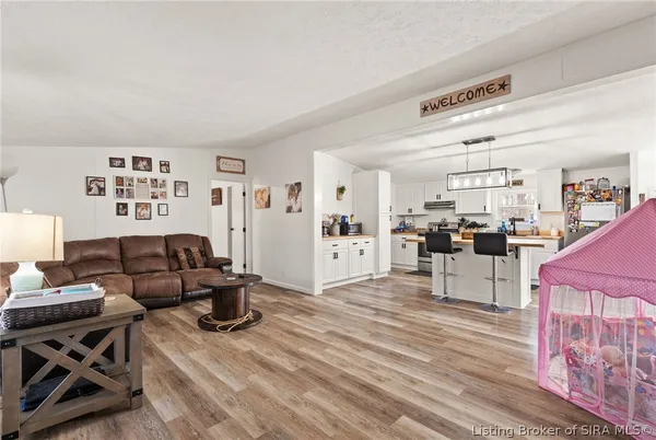 $279,900 | 465 South Whiskey Run Ranch Road, Milltown, IN 47145