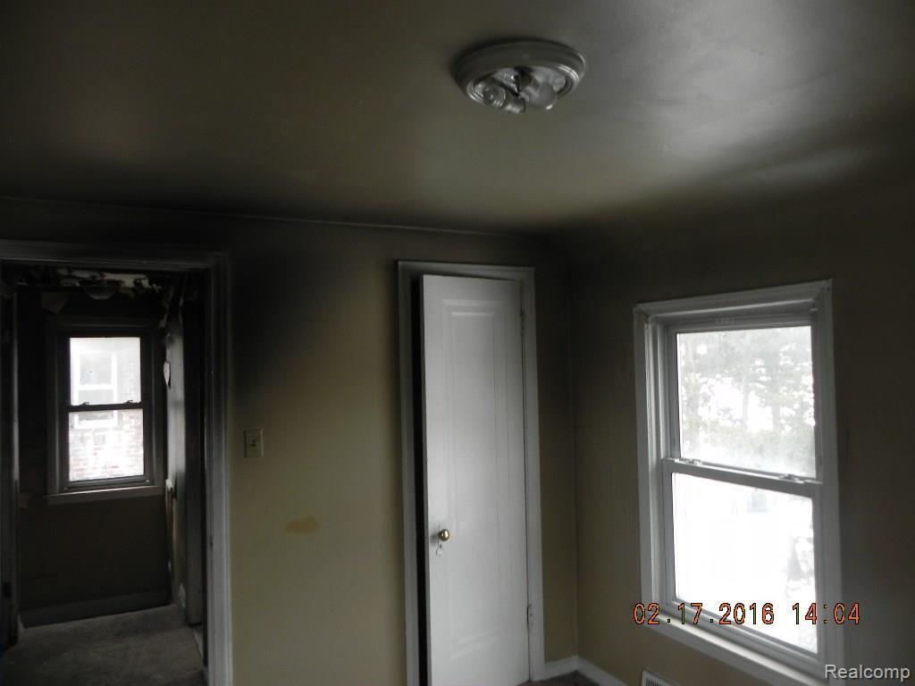 11643 Riad Street Detroit, MI 48224 - Photo 4 of 15 DSCN8819.JPG
