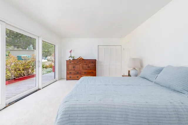 a view of empty room