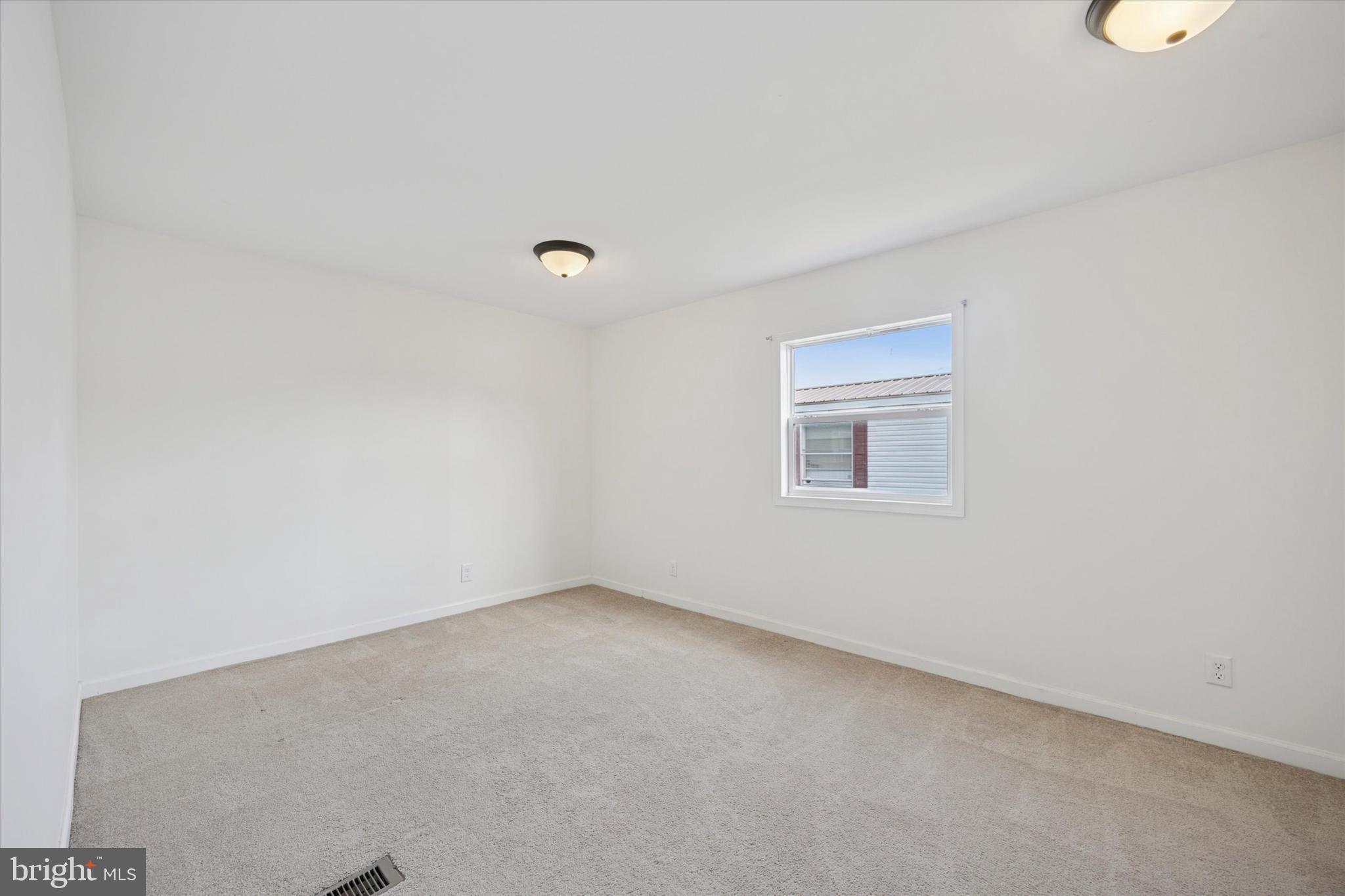 326 Delta Road Wilmington, DE 19810 - Photo 10 of 17 a view of an empty room