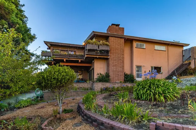 $1,198,000 | 6046 Monterey Avenue, Richmond, CA 94805