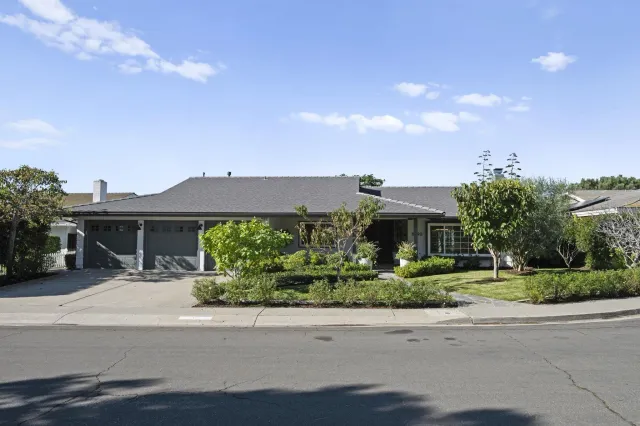 $8,975 | 8590 Cliffridge Avenue, La Jolla, CA 92037