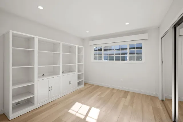 $8,975 | 8590 Cliffridge Avenue, La Jolla, CA 92037