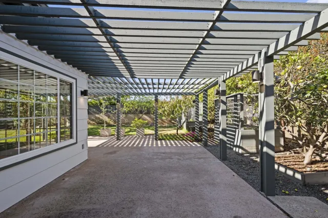 $8,975 | 8590 Cliffridge Avenue, La Jolla, CA 92037