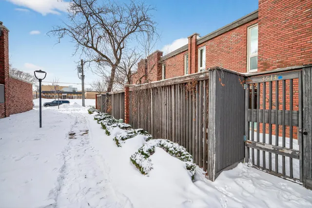 $250,000 | 3513 37th Avenue Northeast, St. Anthony, MN 55421