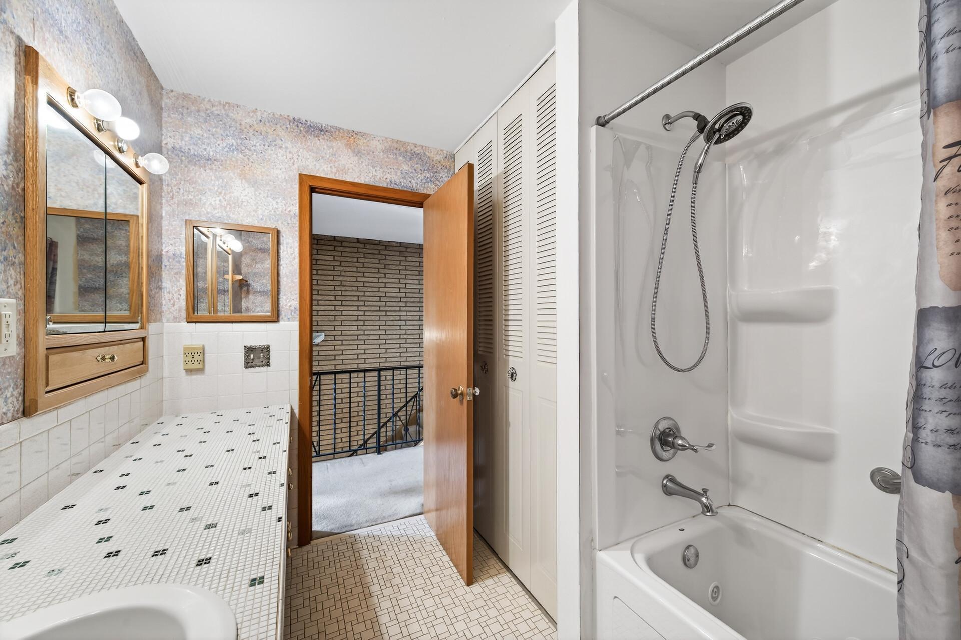 3513 37th Avenue Northeast St. Anthony, MN 55421 - Photo 18 of 37