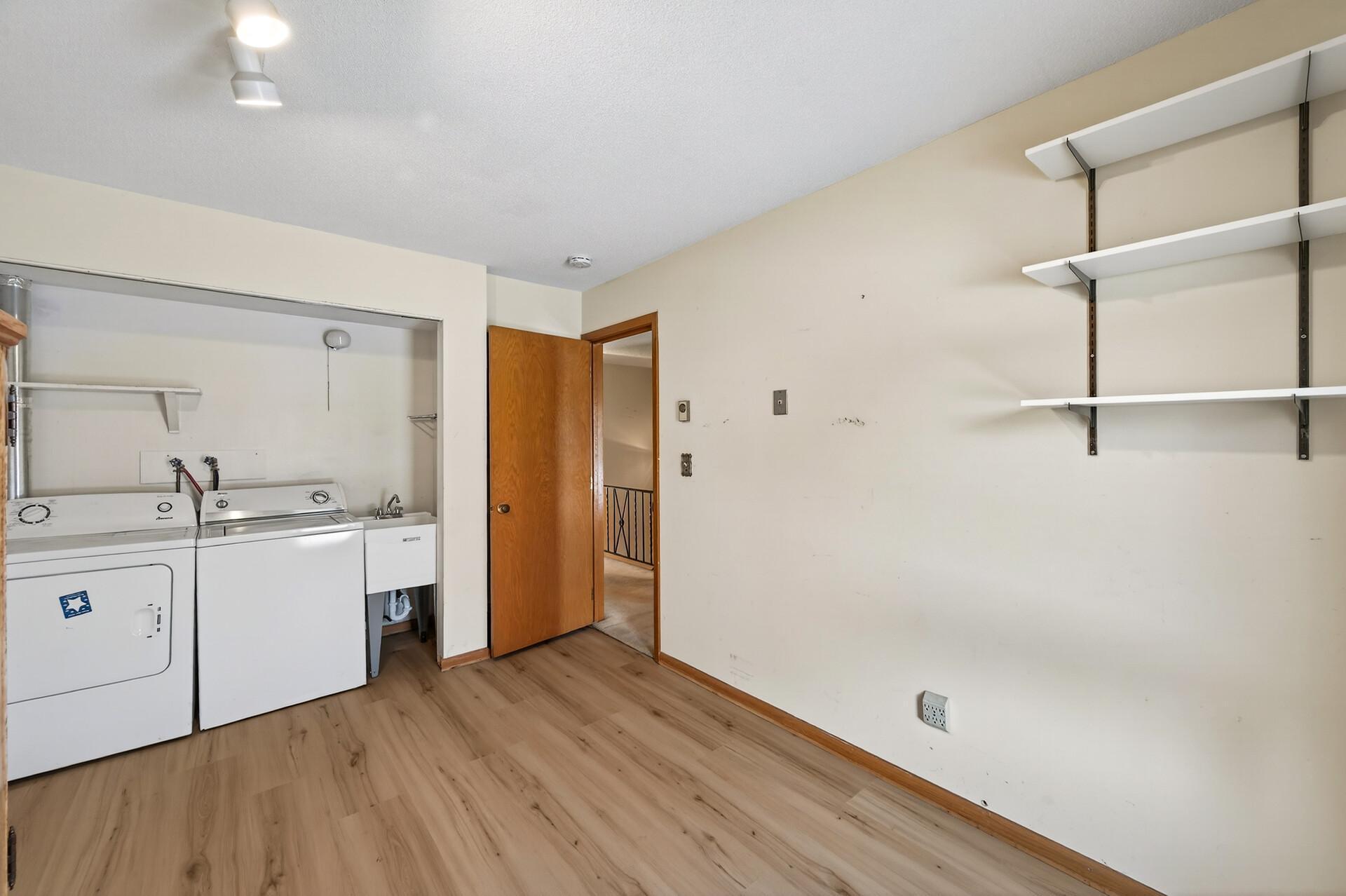 3513 37th Avenue Northeast St. Anthony, MN 55421 - Photo 23 of 37