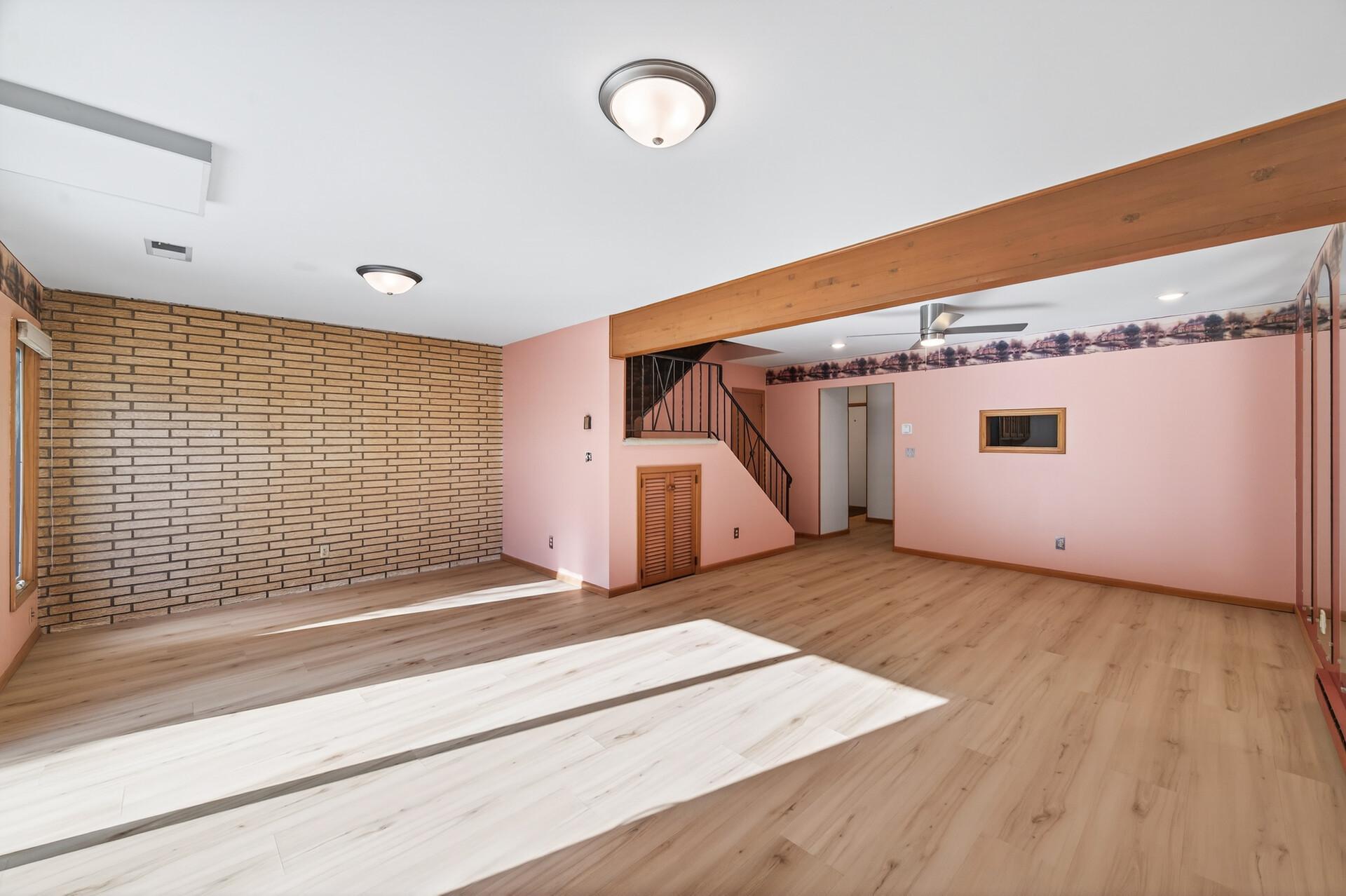 3513 37th Avenue Northeast St. Anthony, MN 55421 - Photo 5 of 37